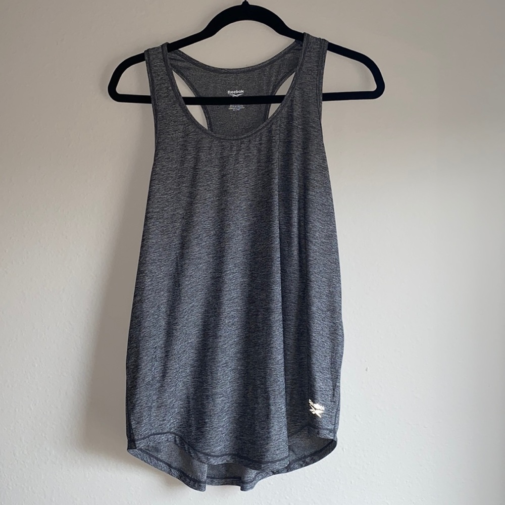 Reebok tank top size large